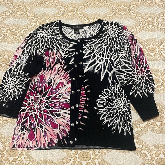 White House Black Market Sweaters - Women’s WHITE HOUSE BLACK MARKET 3/4 Sleeve Floral Sweater Size M